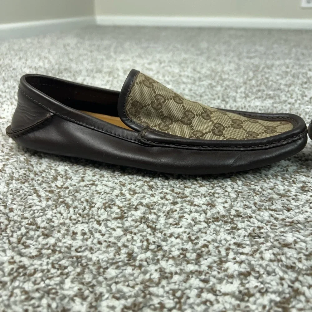 Gucci Mens Shoes Size 7.5 Brown Leather Canvas Loafers Slip On GG Monogram Italy